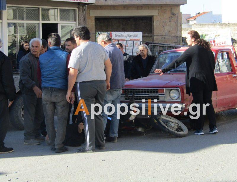 Καπαριανά: Toν ανέσυραν κάτω από τους τροχούς με ελαφρά τραύματα!
