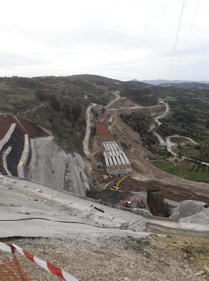 Παράσταση διαμαρτυρίας για το δρόμο στην Αποκεντρωμένη τη Δευτέρα