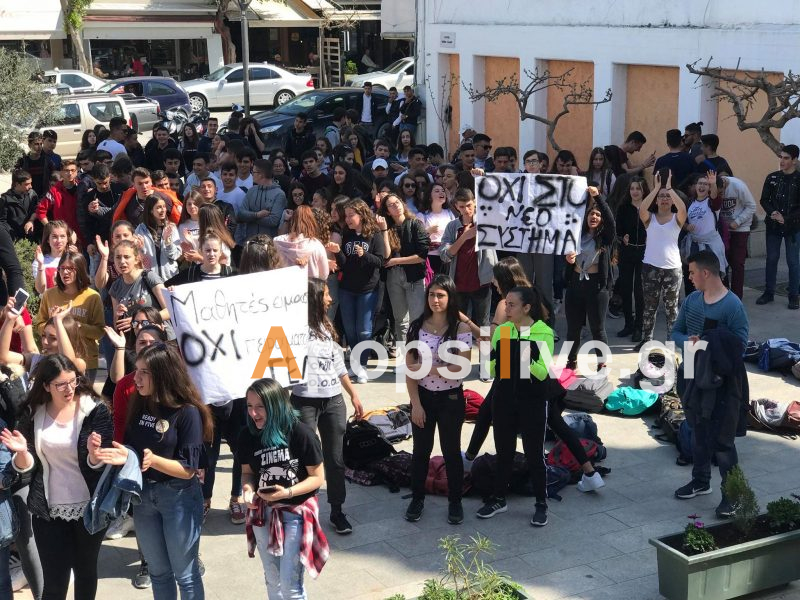 “Μαθητές είμαστε όχι πειραματόζωα” – Συνάντηση μαθητών με τον Δήμαρχο και Αντιδήμαρχο Φαιστού